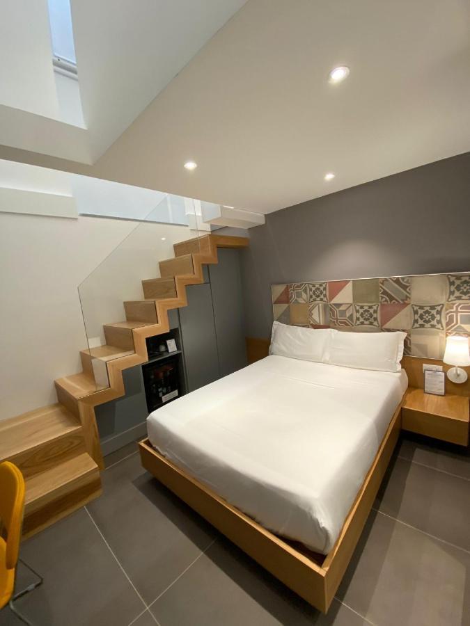 Budget Double Room courtyard view basement floor